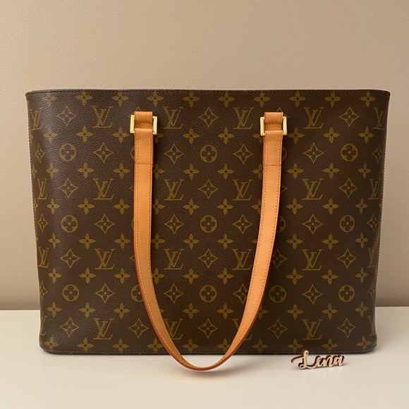 ⛔️SOLD⛔️Louis Vuitton Monogram Luco Tote Bag - Picture 4 of 16